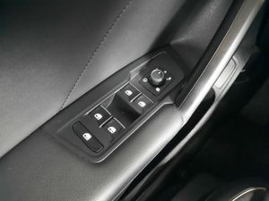 Volkswagen Tiguan Tiguan 2.0 TSI Sport 4Motion DSG 140kW  - Foto 17