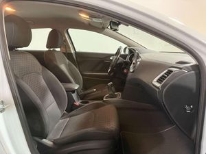 Kia Ceed Ceed 1.0 T-GDI Eco-Dynamics Concept 120  - Foto 6