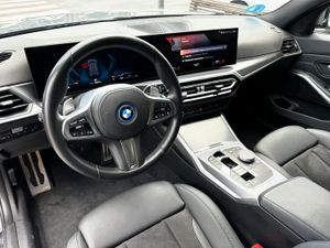 BMW Serie 3 Touring 330 e Xdrive toruing  - Foto 10