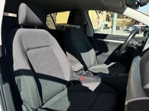 Volkswagen Golf LIFE  - Foto 10