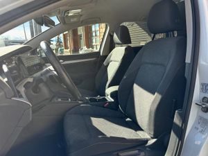 Volkswagen Golf LIFE  - Foto 13