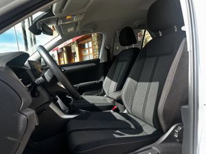 Volkswagen T-Roc LIFE AUTO  - Foto 10