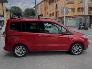 Ford Tourneo Courier 100 CV  - Foto 10