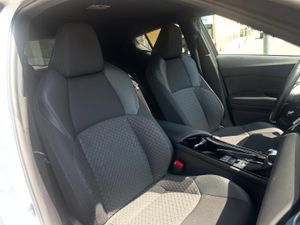 Toyota C-HR Hybrid Advance  - Foto 10