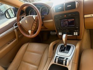 Porsche Cayenne S  - Foto 15