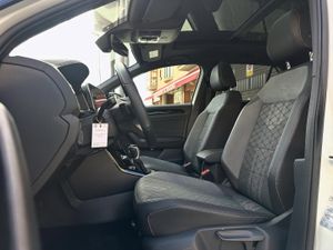 Volkswagen T-Roc R-LINE  - Foto 9