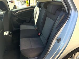 Volkswagen Golf 1.6 TDI  - Foto 11