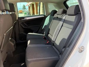 Volkswagen Golf Life 1.0 eTSI 81 kW (110 CV) DSG 7 vel. - Foto 10