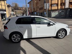 Volkswagen Golf Life 1.0 eTSI 81 kW (110 CV) DSG 7 vel. - Foto 4