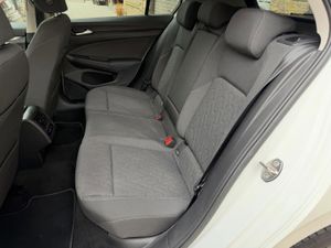 Volkswagen Golf Life 1.5 TSI 85 kW (115 CV) - Foto 10