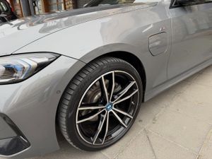 BMW Serie 3 330 e Xdrive touring - Foto 10