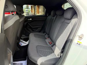 Audi A1 citycarver 30 TFSI 81 kW (110 CV) S tronic 7 vel. - Foto 13