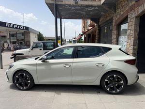 Cupra León 5p 1.5 eTSI 110 kW hybrid - Foto 4