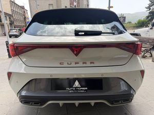 Cupra León 5p 1.5 eTSI 110 kW hybrid - Foto 8