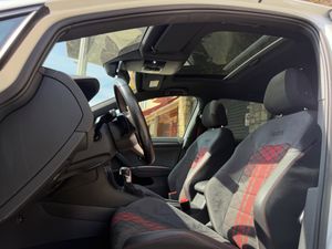Volkswagen Golf 5p GTI TCR 2.0 TSI 213 kW - Foto 6