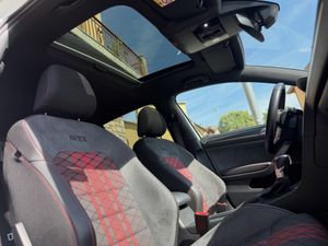 Volkswagen Golf 5p GTI TCR 2.0 TSI 213 kW - Foto 14
