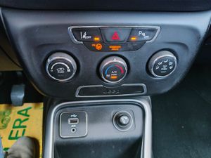 Jeep Compass 1.4 Mair 103kW Limited 4x2   - Foto 13