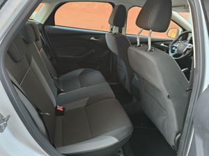 Ford Focus 1.0 EcoB. ASS 125cv EcoBoost Edition   - Foto 13