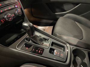 Seat Leon SC 2.0 TDI DSG7 STSP FR   - Foto 17