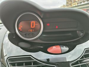 Renault Twingo Night and Day 1.2 16v 75   - Foto 10