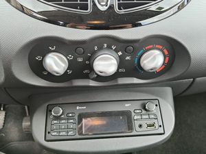 Renault Twingo Night and Day 1.2 16v 75   - Foto 9