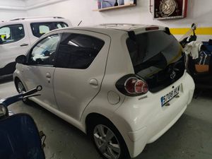 Toyota Aygo 1.0 VVTi Live   - Foto 5