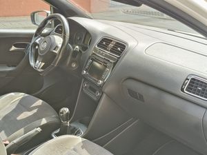 Volkswagen Polo 1.6 TDI RLine 105CV   - Foto 8
