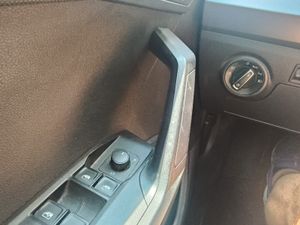 Seat Arona 1.0 TSI Style Go2   - Foto 15