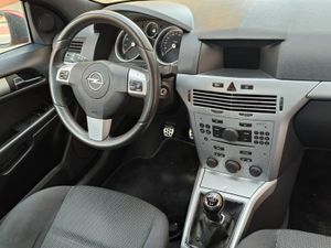 Opel Astra GTC 1.8 140CV   - Foto 15