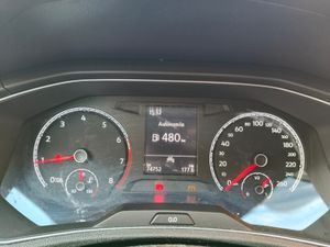 Volkswagen T-Roc Advance 1.0 TSI 115CV   - Foto 12