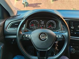 Volkswagen T-Roc Advance 1.0 TSI 115CV   - Foto 11