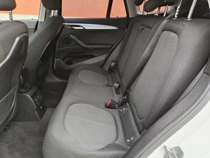 BMW X1 sDrive18i  - Foto 9