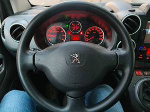 Peugeot Partner Tepee Style 1.6 BlueHDi 100  - Foto 11
