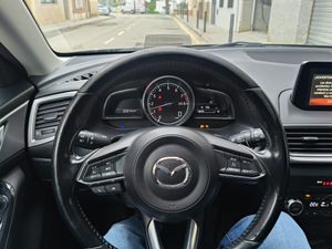 Mazda 3 2.0 SKYACTIVG 88KW EVOLUTION NAVI  - Foto 9