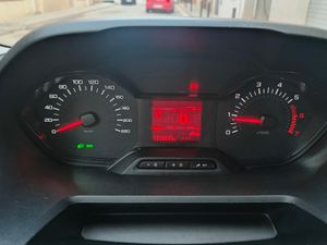 Peugeot Partner Pro Standard 600kg BlueHDi 73kW  - Foto 11