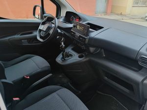 Peugeot Partner Pro Standard 600kg BlueHDi 73kW  - Foto 9