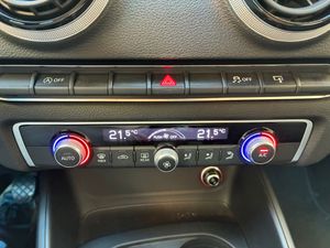 Audi A3 Sportback 1.6 TDI ultra 110 CV Attraction  - Foto 13