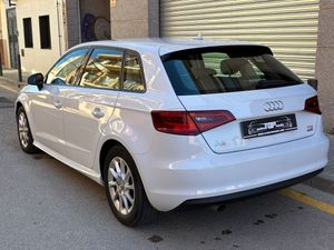 Audi A3 Sportback 1.6 TDI ultra 110 CV Attraction  - Foto 5