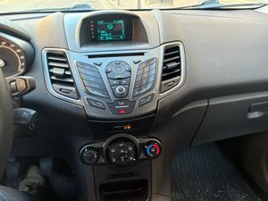 Ford Fiesta 5p Trend 1.0 EcoBoost 100 CV  - Foto 12