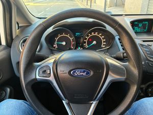 Ford Fiesta 5p Trend 1.0 EcoBoost 100 CV  - Foto 10