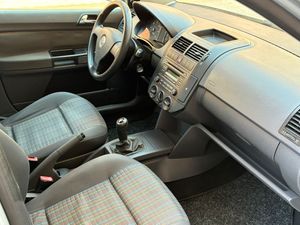 Volkswagen Polo 5p Advance 1.4 TDI 70 CV  - Foto 7