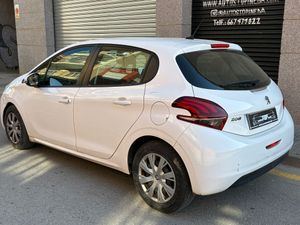 Peugeot 208 Active BlueHDi 100 S&S  - Foto 4
