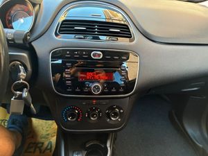 Fiat Punto 5p Easy 1.4 8v 77 CV Start&Stop  - Foto 12