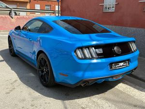 Ford Mustang Fastback GT 5.0 Ti-VCT V8 310 kW  - Foto 4