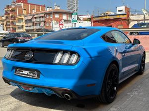 Ford Mustang Fastback GT 5.0 Ti-VCT V8 310 kW  - Foto 5