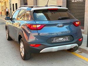 Kia Stonic 1.2 DPi 62 kW  - Foto 6