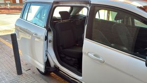 Ford Grand C-MAX Trend 1.0 EcoBoost Auto-Start-Stop 125 CV 5 plazas  - Foto 13
