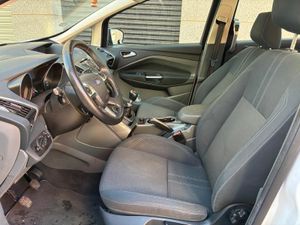 Ford Grand C-MAX Trend 1.0 EcoBoost Auto-Start-Stop 125 CV 5 plazas  - Foto 9