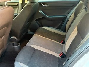 Skoda Rapid 1.2 TSI 110 CV Ambition  - Foto 7