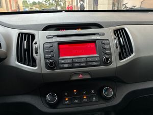 Kia Sportage 1.7 CRDi 115 CV Concept  4x2  - Foto 14
